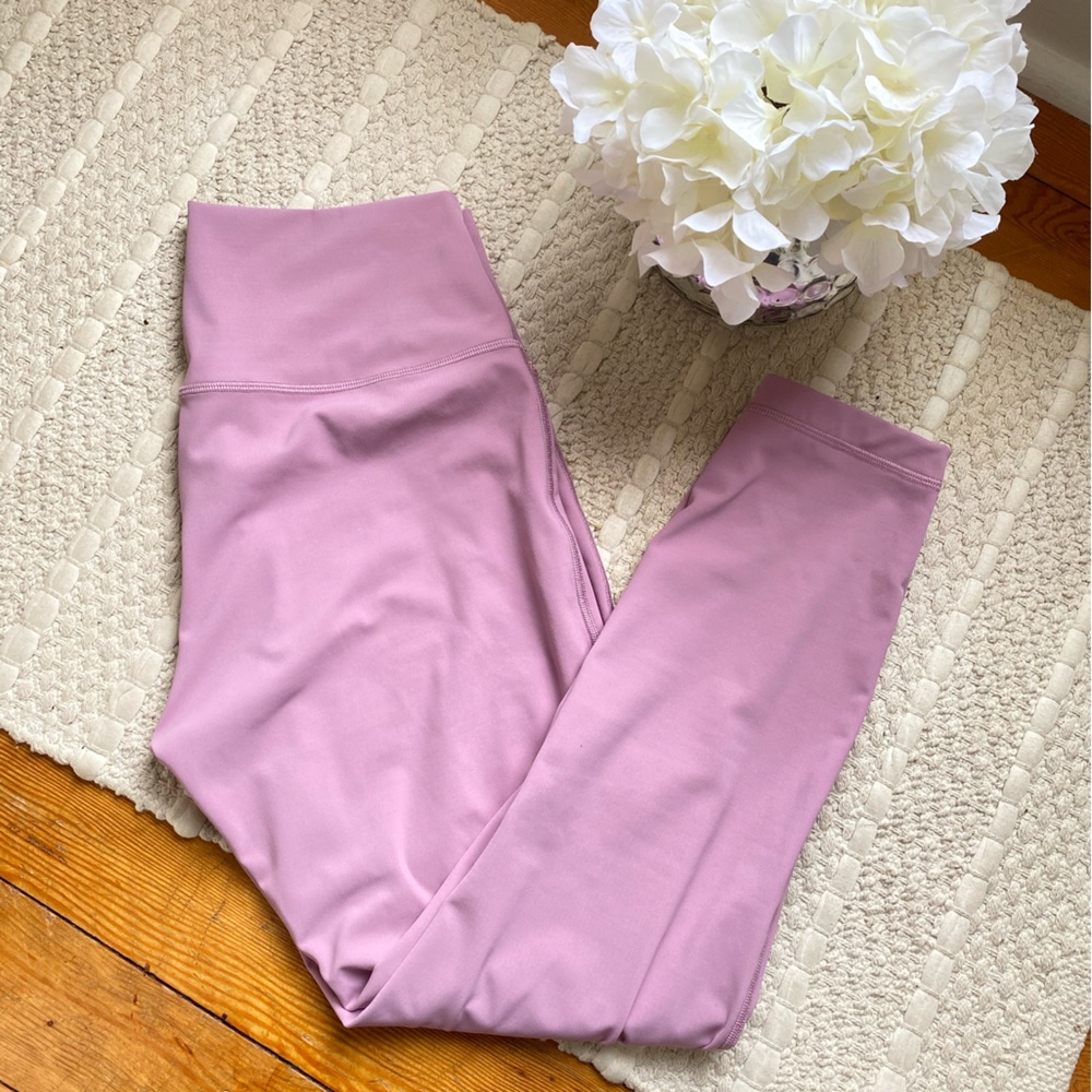 Lululemon pink wunder under leggings size 10